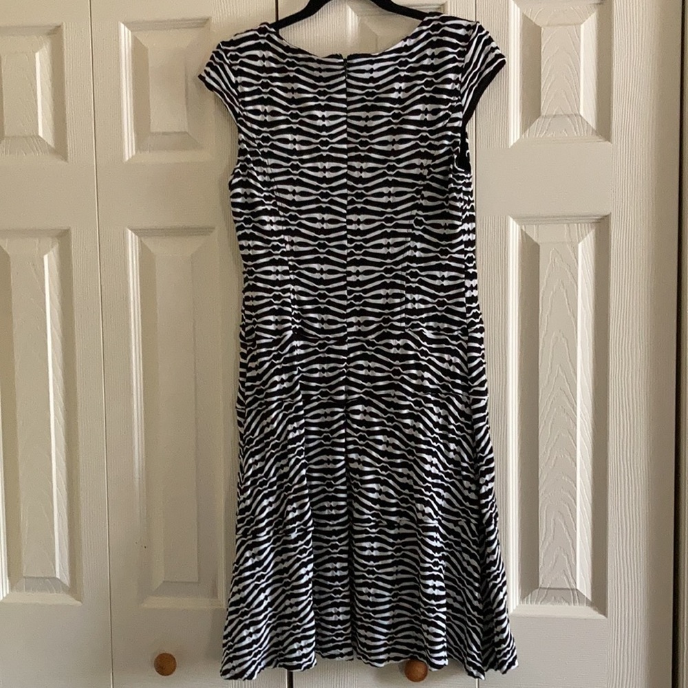 Anne Klein dress - Picture 2 of 4